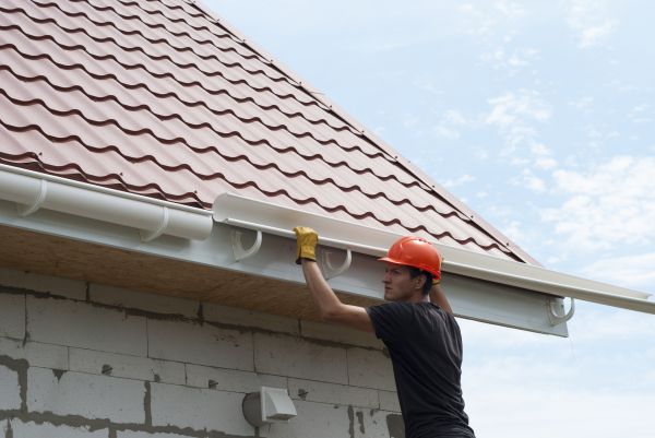 Rain Gutter Repair in Salisbury
