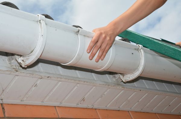 Gutter Reattachment in Salisbury