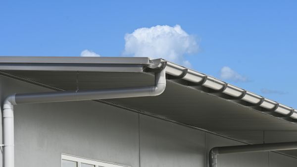 Eavestrough Service in Salisbury